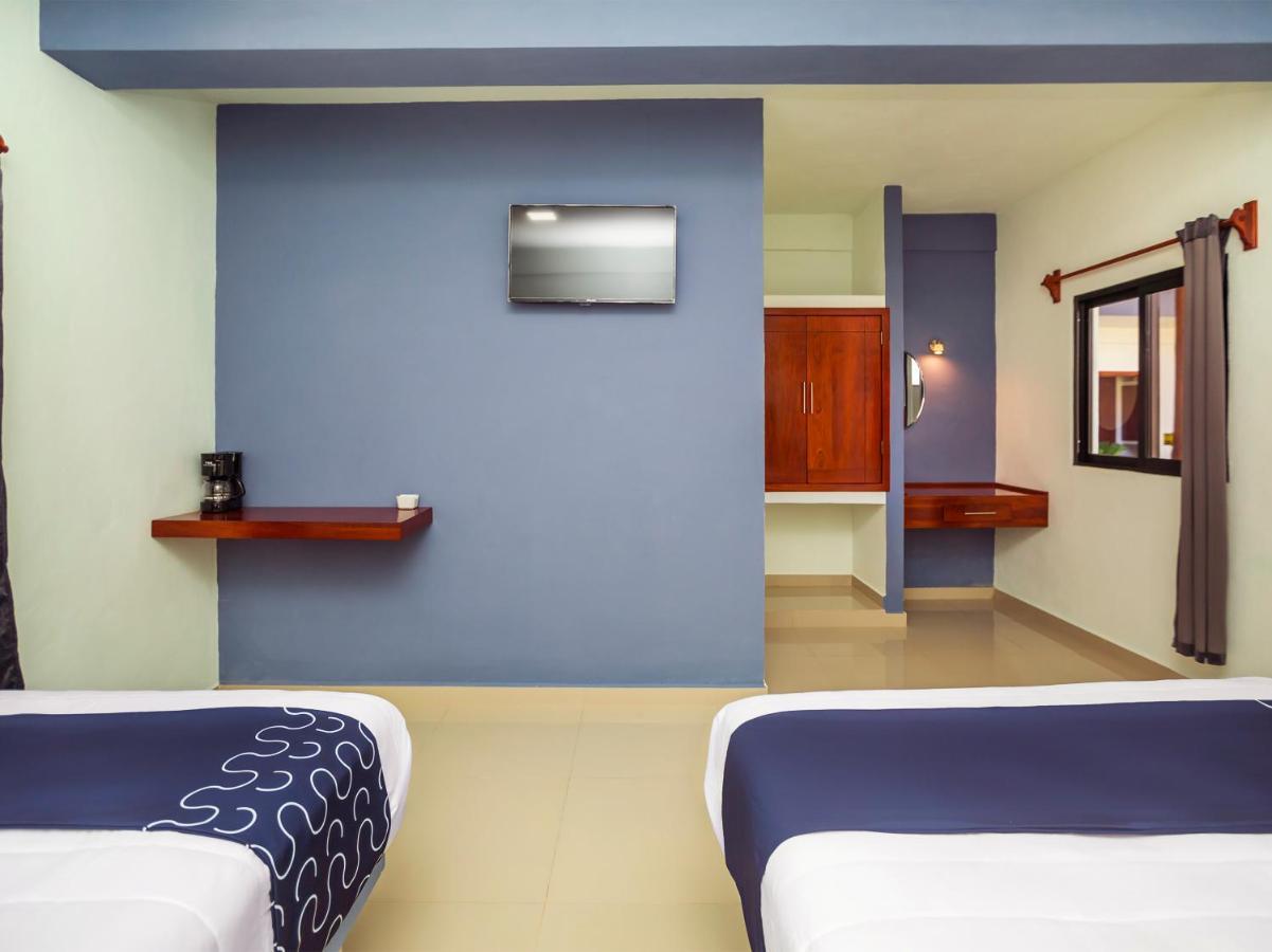 בקאלאר Hotel Pejelagarto מראה חיצוני תמונה